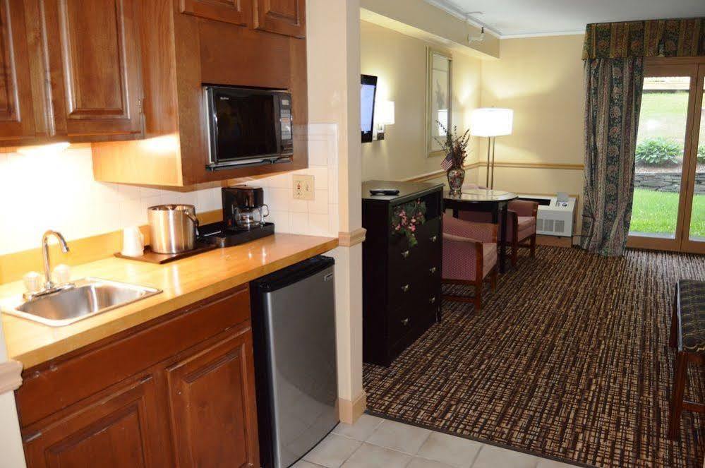 New World Inn Barre Esterno foto