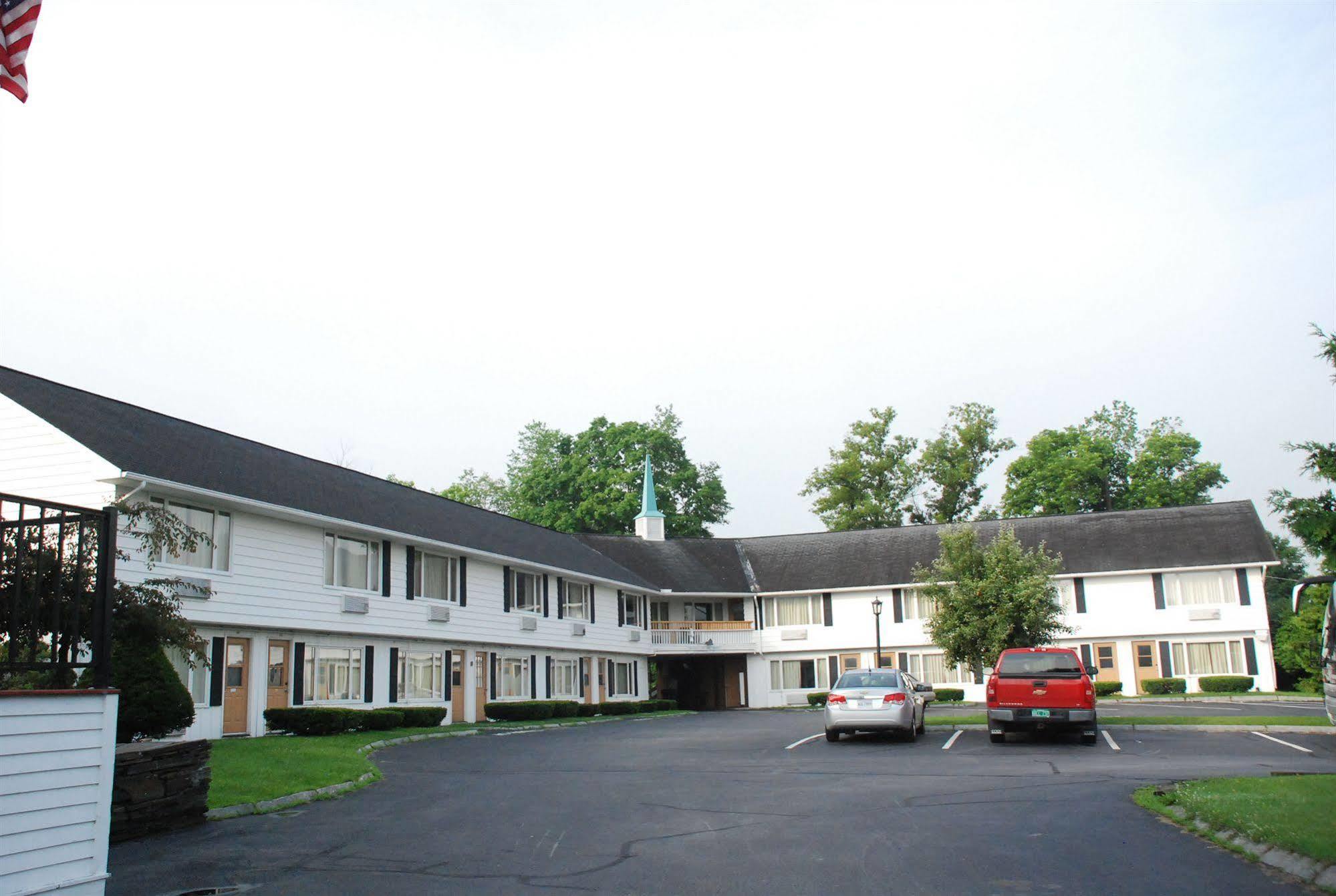 New World Inn Barre Esterno foto