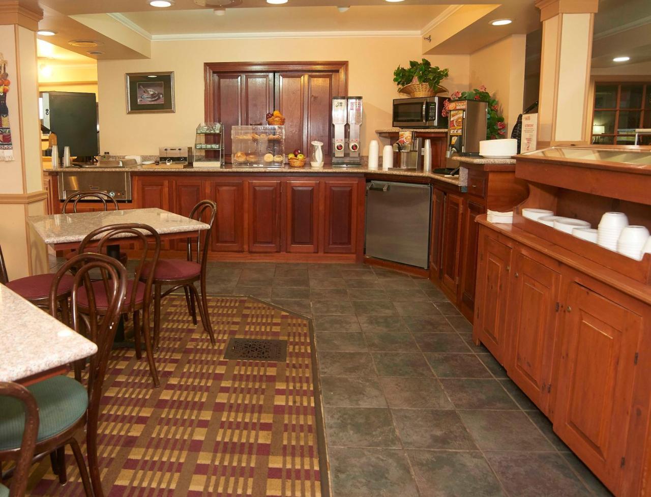 New World Inn Barre Esterno foto